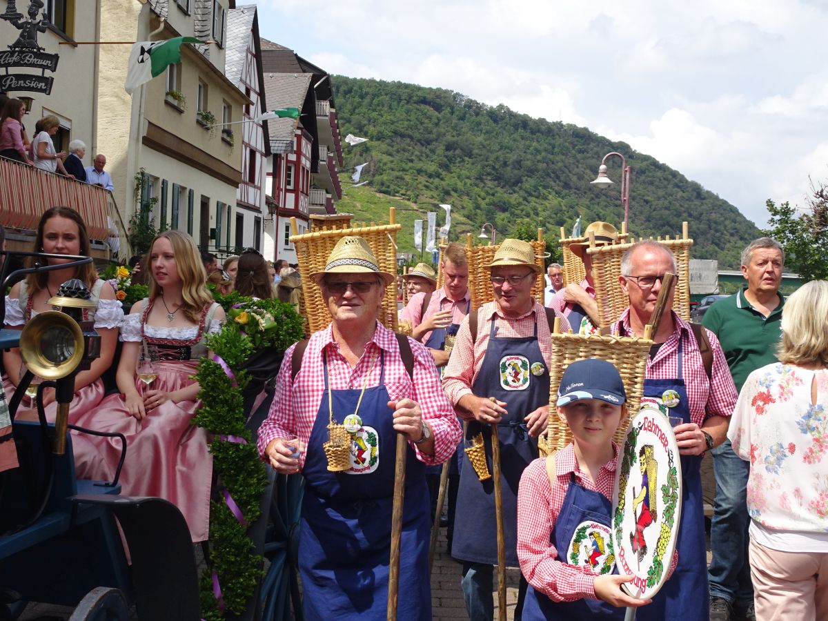 Wein- und Heimatfest Löf 2019